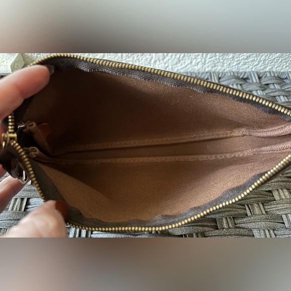 SOLD SOLD SOLD SOLD SOLD - Picture 6 of 8